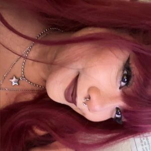 Meet your Posher, Camille